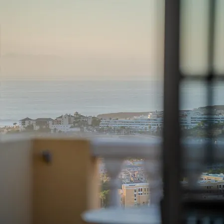 Con Terraza Y Vistas En Costa Adeje, Sunset Mirage * Costa Adeje (Tenerife)