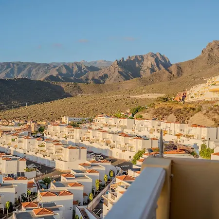 Con Terraza Y Vistas En Costa Adeje, Sunset Mirage