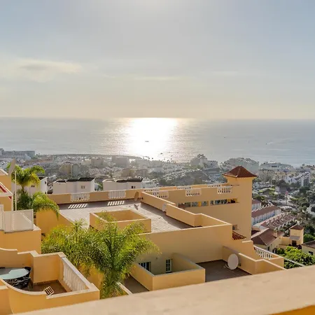 Con Terraza Y Vistas En Costa Adeje, Sunset Mirage
