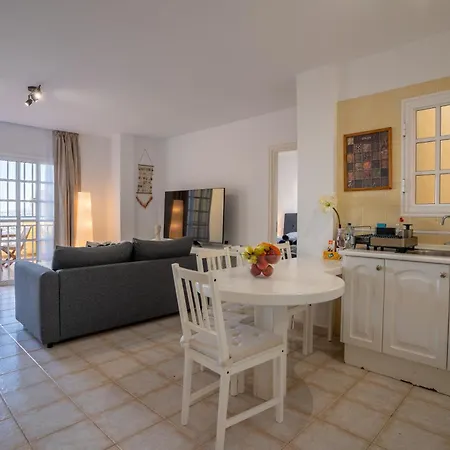 Con Terraza Y Vistas En Costa Adeje, Sunset Mirage *