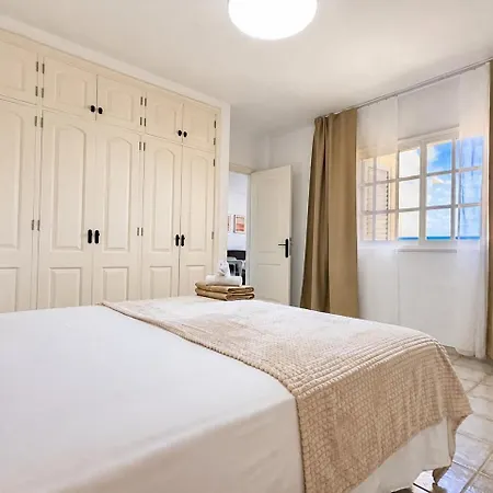 Con Terraza Y Vistas En Costa Adeje, Sunset Mirage Apartament *